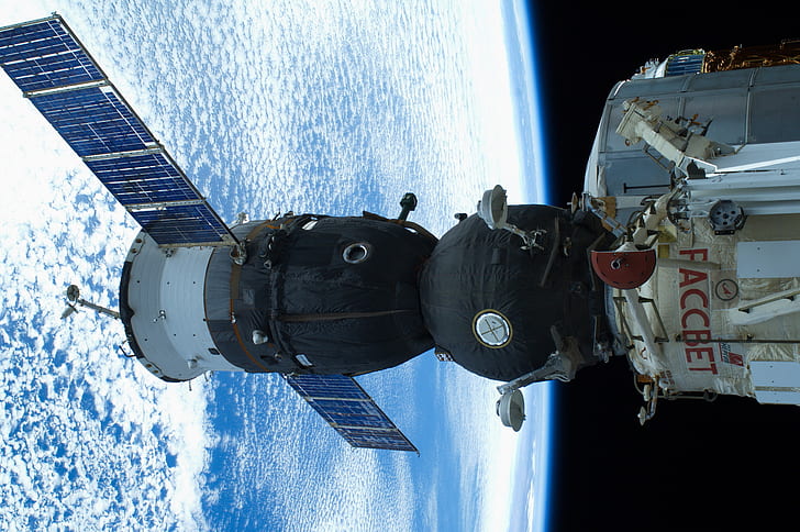 宇宙、地球、ISS、ソユーズTMA、 HDデスクトップの壁紙