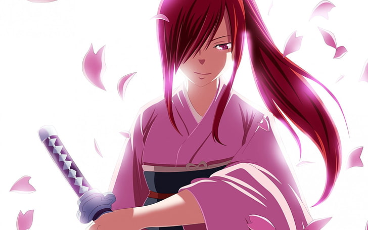 kobieta trzymająca samuraj animowana tapeta, erza scarlet, bajkowy ogon, uśmiech, ramiona, płatki, Tapety HD