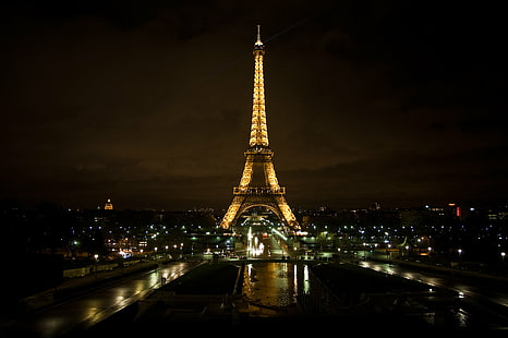 Torre Eiffel durante a noite, torre eiffel, Torre Eiffel, noite, paris, famoso lugar, paris - França, arquitetura, noite, frança, torre, viagens Destinos, paisagem urbana, cena urbana, cena urbana, viagens, cidade, monumento, turismo, HD papel de parede HD wallpaper