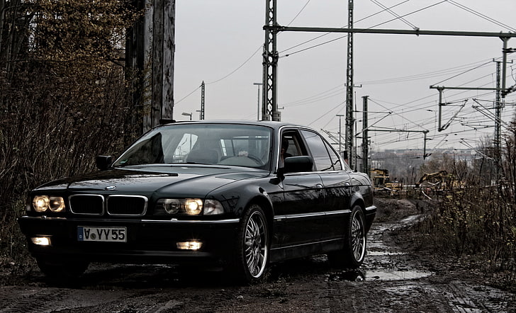 black BMW sedan, Black, BMW, Boomer, Dirt, Lights, E38, bimmer, 740i, HD wallpaper