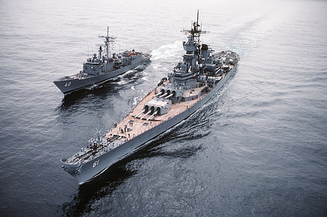 dos barcos de guerra grises, buque de guerra, vehículo, barco, militar, Fondo de pantalla HD HD wallpaper
