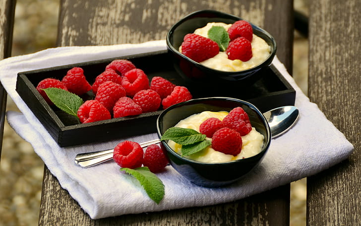 raspberries, berries backgrounds, Cream, dessert, download 3840x2400 raspberries, HD wallpaper