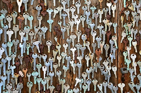 klucze, metal, brąz, rdza, powierzchnia drewniana, Tapety HD HD wallpaper