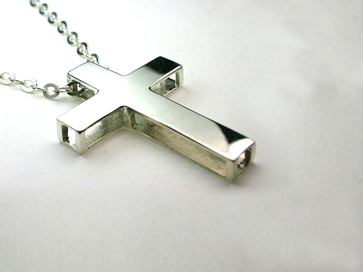 Я люблю Иисуса, серебряный крестик с ожерельем, Бог, Господь Иисус, любовь, крест, серебро, HD обои