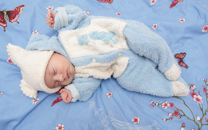 pyjama blanc et turquoise pour bébé, enfant, bébé, sommeil, Fond d'écran HD