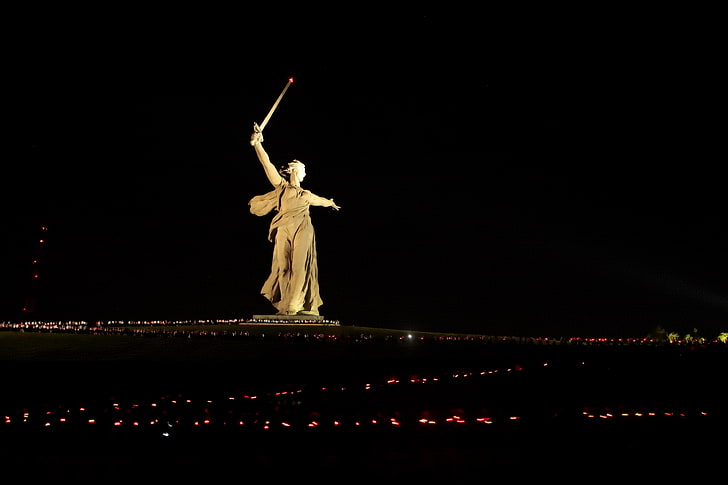 human white statue, Lights, Night, The city, City, USSR, Sculpture, Russia, WWII, The Great Patriotic War, Memory, Monument, Stalingrad, Volgograd, Mamaev Kurgan, Motherland, Great Patriotic War, Mamayev Kurgan, the Second World War, HD wallpaper