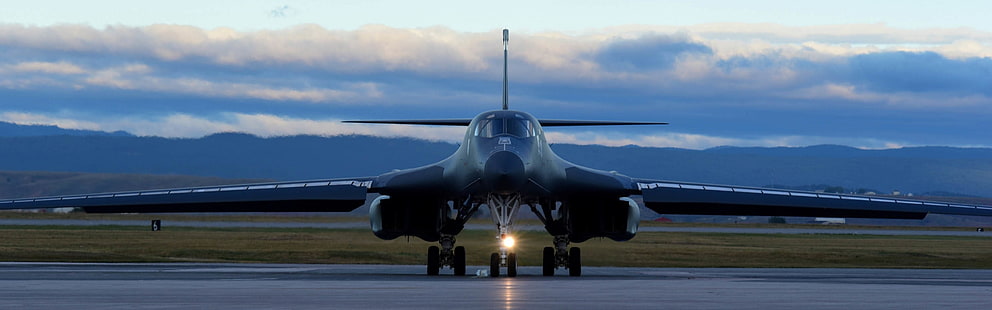 3840x1200 px, Flugzeuge, Bomber, Doppelmonitore, Militärflugzeuge, Mehrfachanzeige, Rockwell B, Strategischer Bomber, HD-Hintergrundbild HD wallpaper