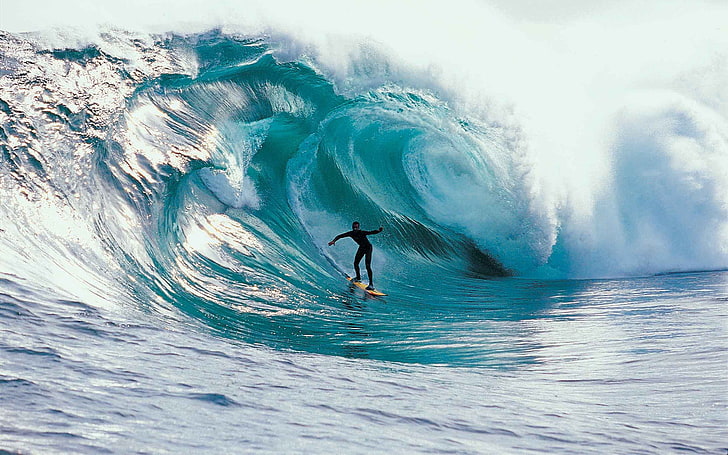 homme surfant sur les grosses vagues, surf, vitesse, vague, sport, Fond d'écran HD