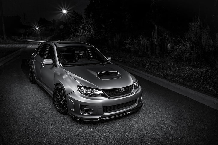 седан Subaru WRX седан, Subaru, свет, серебристый, дорога, wrx, ​​impreza, ночь, передок, sti, HD обои