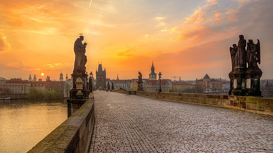 Карлов мост, мост, закат, Прага, Чешская республика, Чехия, Чехия, статуя, река, река Влтава, HD обои HD wallpaper