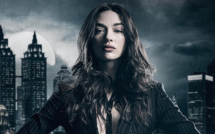 girl, night, the city, background, fiction, the moon, makeup, hairstyle, tie, the series, jacket, poster, TV Series, Gotham, Crystal Reed, Season 4, Sofia Falcone, HD wallpaper