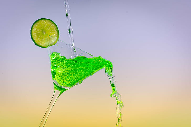 timelapse photography of water pour on green cocktail drink, Green, Cocktail, timelapse photography, water, drink, Explore, Nikon  D700, lime, Glas, Martini, sirup, limone, Colour, Art, Ice, splashing, freshness, liquid, drop, fruit, green Color, food, lemon, HD wallpaper