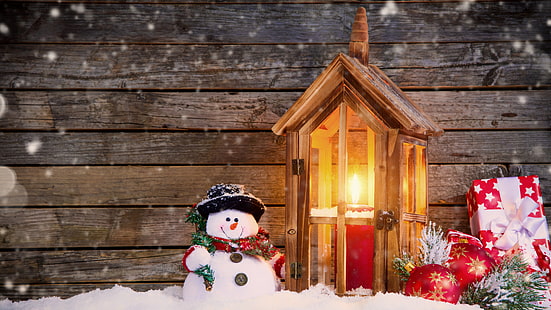 manusia salju, musim dingin, salju, natal, dekorasi natal, liburan, hiasan natal, lilin, cahaya lilin, hari natal, musim natal, 8k uhd, Wallpaper HD HD wallpaper