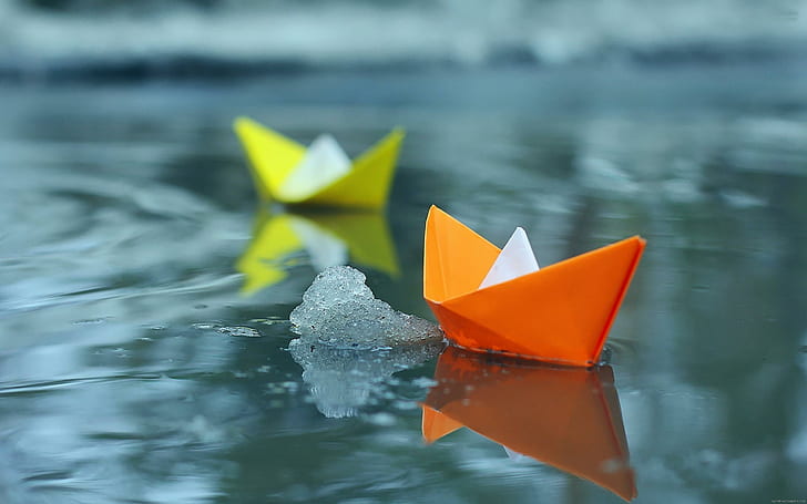 Barca origami colorati, origami barca verde bianco e arancione, origami, barca, acqua, carta, diversi, Sfondo HD