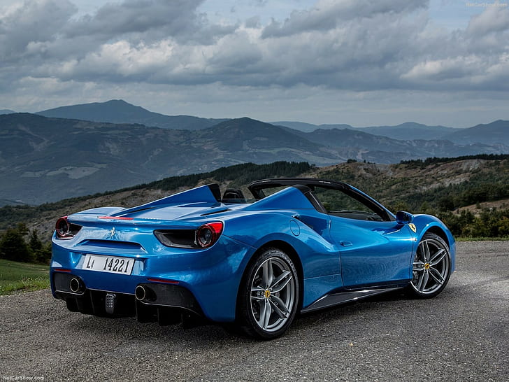 Ferrari, Ferrari 488 GTB, รถยนต์, รถยนต์สีฟ้า, เมฆ, เนินเขา, วอลล์เปเปอร์ HD
