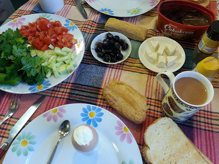 black olives, brekfast, delicious, eggs and bread, feta cheese, food, food table, fresh bread, rich breakfast, turkish breakfast, turkish food, HD wallpaper
