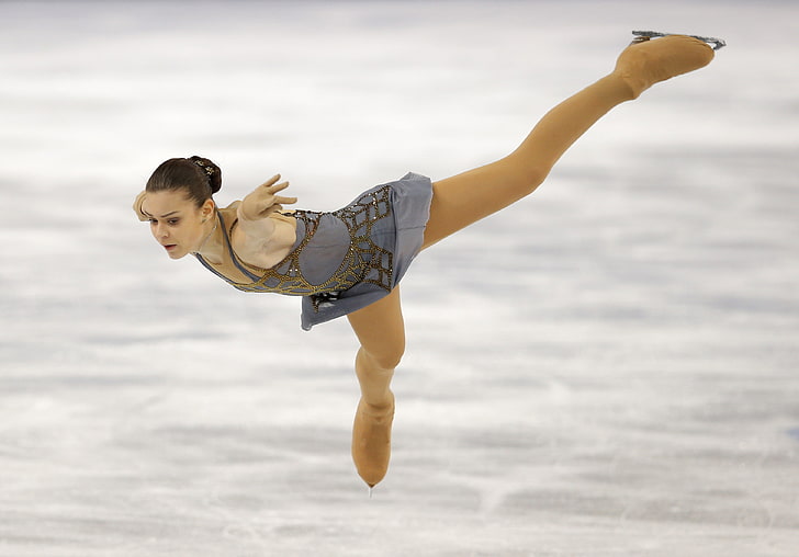 Kadın gri kolsuz elbise, buz, buz pateni, Rusya, Olimpiyat şampiyonu, Soçi 2014, XXII Kış Olimpiyat Oyunları, patenci, soçi 2014 olimpiyat kış oyunları, Adelina Sotnikova, HD masaüstü duvar kağıdı