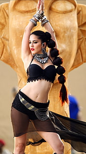 Sunny Leone im schwarzen Kleid, schwarzer Büstenhalter der Frauen, weibliche Berühmtheiten, Sunny Leone, Bollywood, Schauspielerin, Schwarzes, Kleid, HD-Hintergrundbild HD wallpaper