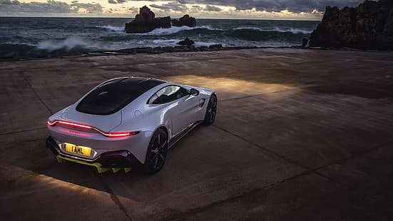 Море, Вечерта, Aston Martin Vantage, HD тапет HD wallpaper