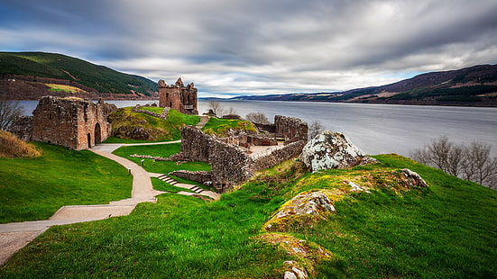 пейзаж, природа, Великобритания, замок Уркхарт, Шотландия, озеро, облака, руины, холм, HD обои HD wallpaper