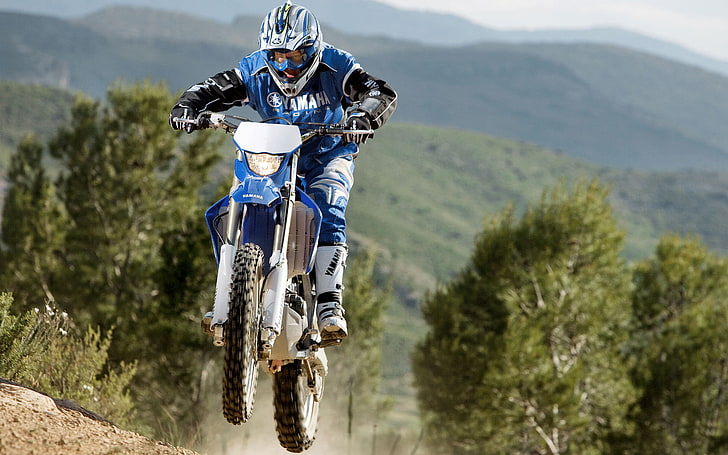 blue and white dirt bike, race, motorcycle, bike, HD wallpaper