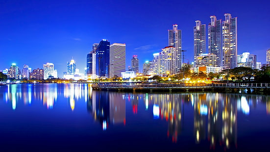 bangkok, cityscape, refleksi, pusat kota, kaki langit, metropolis, thailand, biru, pencakar langit, blok menara, malam, langit, asia, lampu kota, air, Wallpaper HD HD wallpaper