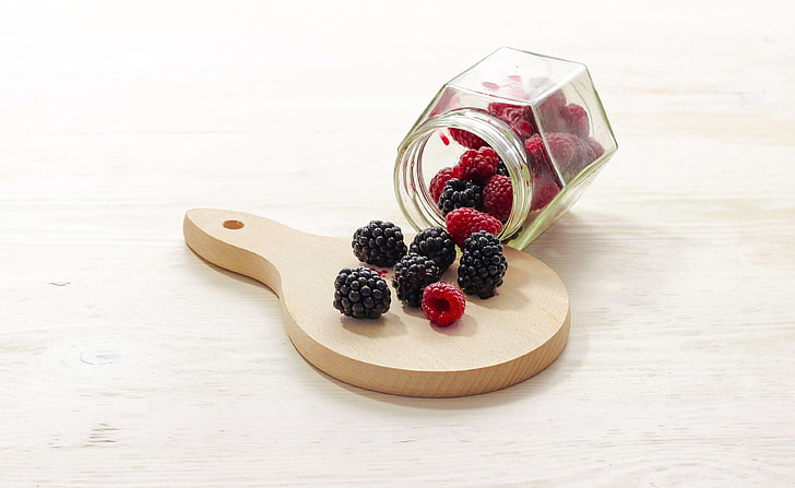berries, blackberries, delicious, eating, food, fresh, fruits, healthy, jar, raspberries, small fruit, table, tasty, wooden, HD wallpaper