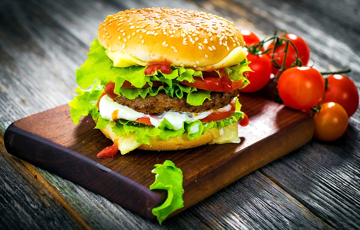 burger with meat and tomatoes, hamburgers, fast food, tomatoes, HD wallpaper