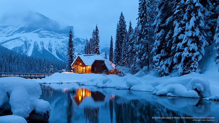Emerald Lake Lodge en hiver, le parc national Yoho, en Colombie-Britannique, l'hiver, Fond d'écran HD