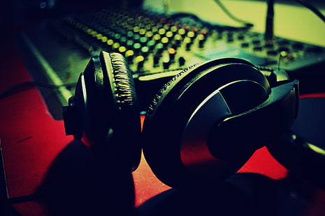 headphone nirkabel hitam dan abu-abu, musik, blur, headphone, suara, hi-tech, Wallpaper HD HD wallpaper