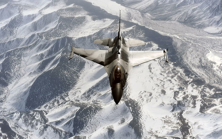 F 16 Agresseur au-dessus de la chaîne conjointe de l'Alaska du Pacifique, au-dessus, du Pacifique, de la plage, de l'articulation, de l'agresseur, de l'Alaska, des avions, Fond d'écran HD