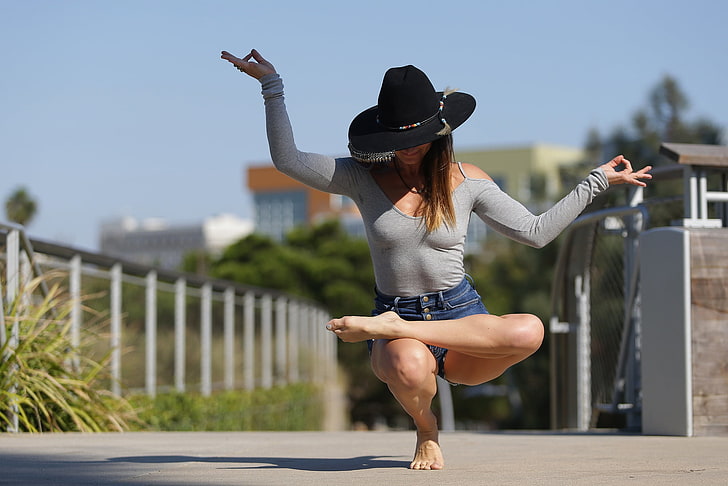 girl, pose, flexibility, hat, yoga, legs, HD wallpaper