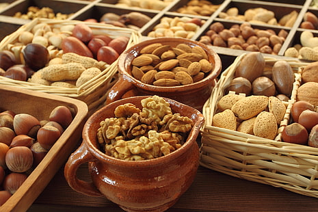 assorted nuts, nuts, almonds, acorn, basket, walnut, cuts, pots, funduc, Faris, HD wallpaper HD wallpaper