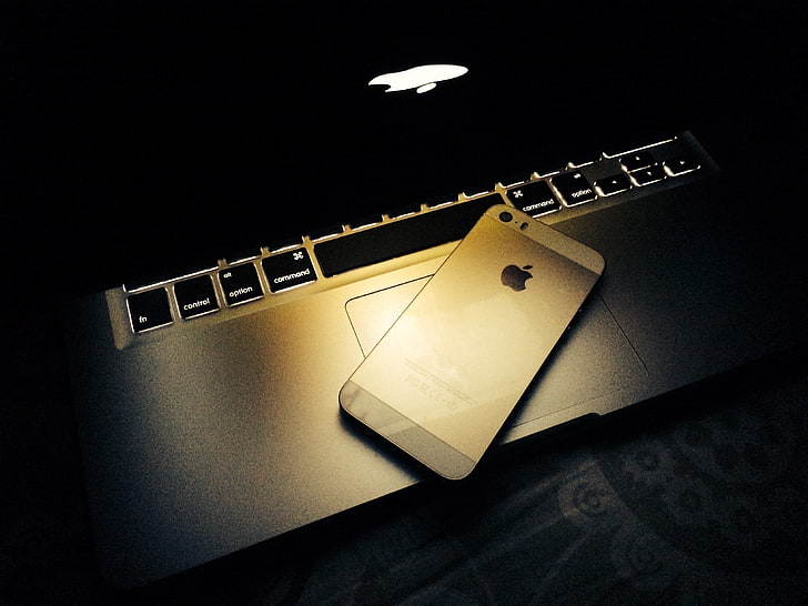 iPhone 5s dourado, iPhone, iPhone 5S, MacBook, HD papel de parede