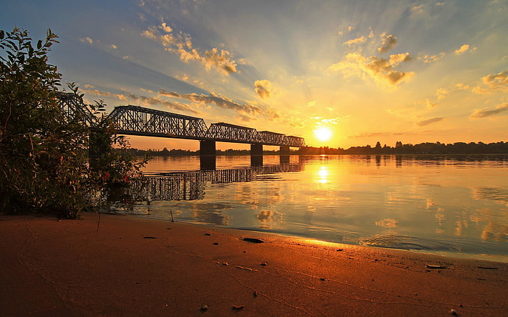 Puente de hormigón en hora dorada, puente, río, amanecer, Yaroslavl, Volga, Fondo de pantalla HD