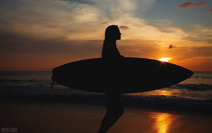 long surfboard and golden ksy, Aleksandr Mavrin, surfers, surfing, bikini, beach, sunset, people, Viki Odintcova, surfboards, HD wallpaper