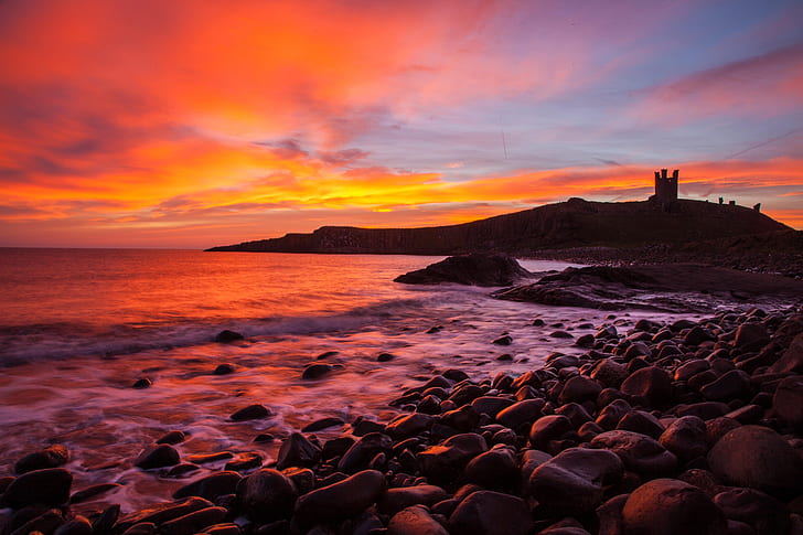 sea, stones, shore, England, silhouette, glow, Northumberland, castle Dunstanburgh, HD wallpaper