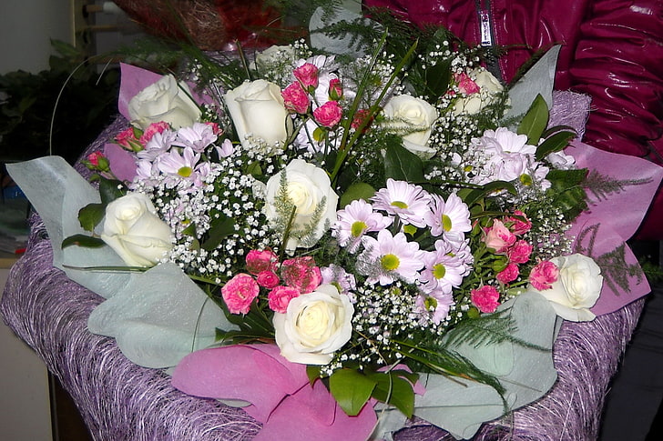 흰색, 자주색, 분홍색 꽃꽂이, 장미, 꽃, 꽃다발, 장식, HD 배경 화면