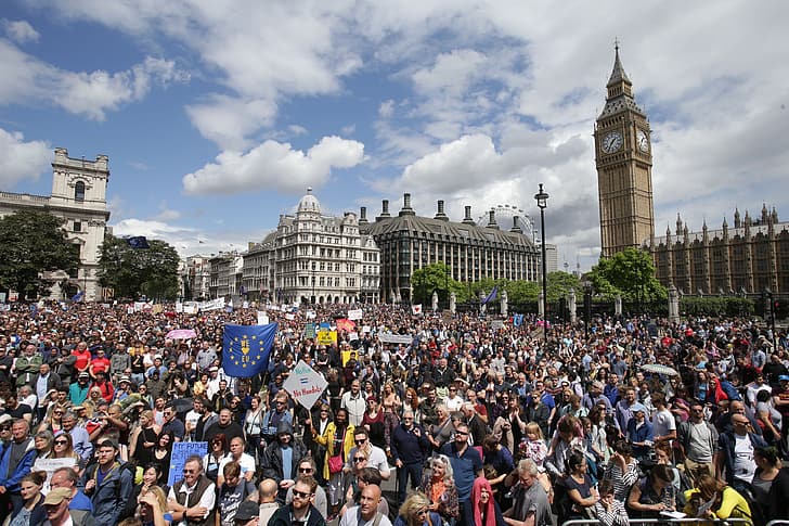 dom, crowd, protestors, group of people, flag, England, HD wallpaper