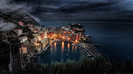 white and grey concrete buildings, lighted city building covered with water, city, cityscape, Cinque Terre, Italy, night, stars, sea, boat, building, dock, HD wallpaper HD wallpaper