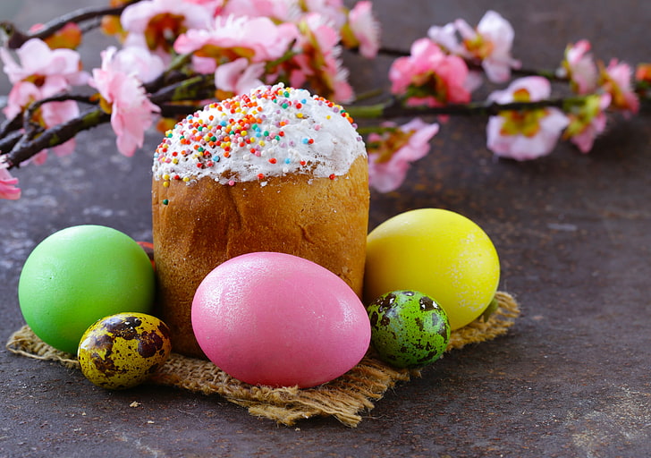 multicolored eggs, flowers, branches, holiday, Board, eggs, Easter, cake, napkin, HD wallpaper