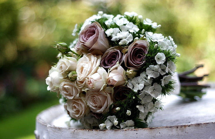 bouquet de roses beige et rose, roses, oeillets, fleurs, bouquet, beau, composition, Fond d'écran HD