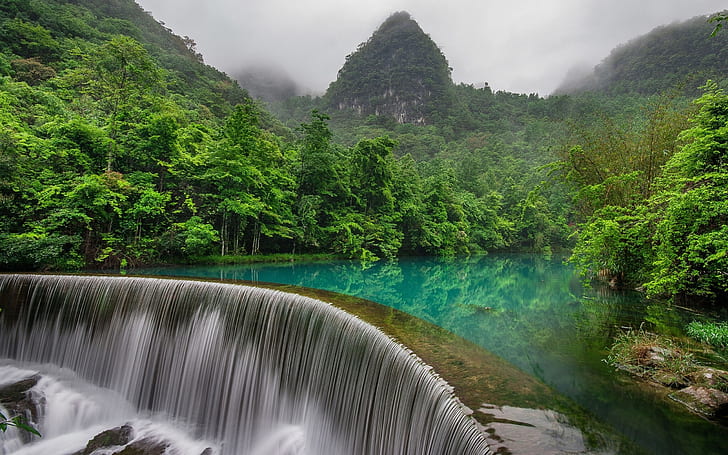 Водопад в Либо, Гуйчжоу, Китай, маленькое живописное место с семью лунками, на водопаде Волонгтан, Крадущийся бассейн Дракона Красивые обои HD 2560 × 1600, HD обои