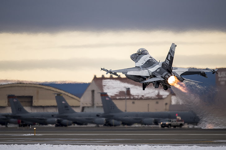 airplane, military, aircraft, US Air Force, General Dynamics F-16 Fighting Falcon, Boeing KC-135 Stratotanker, snow, Alaska, HD wallpaper