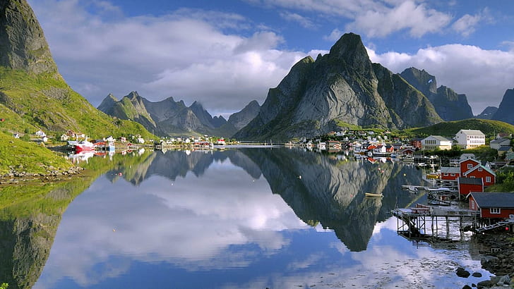 Reine Lofoten Норвегия, град, лодки, планини, пристанище, природа и пейзажи, HD тапет