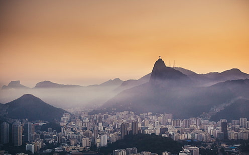 Botafogo, Rio de Janeiro, montagne, nebbia, sera, Rio de Janeiro, Corcovado, Botafogo, Cristo, Sfondo HD HD wallpaper