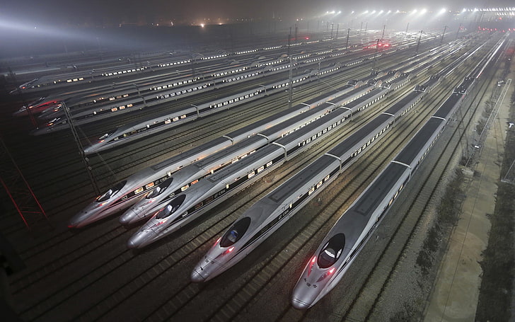 влак много, влак, железопътен двор, нощ, светлини, Китай, транспорт, мъгла, превозно средство, HD тапет