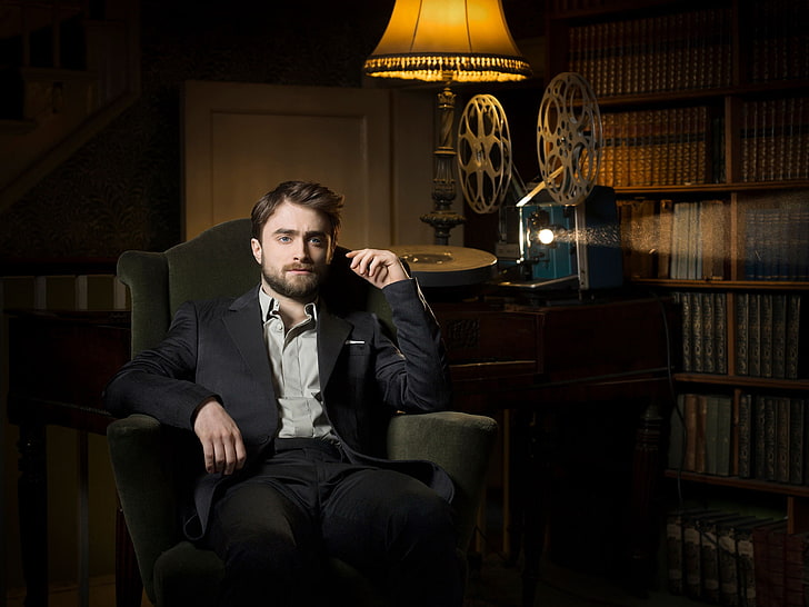 pose, books, costume, actor, twilight, sitting, Daniel Radcliffe, photoshoot, in the chair, shelves, a beam of light, projector, Pal Hansen, light.lamp, Total Film, HD wallpaper