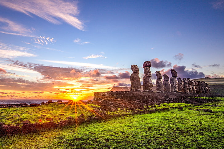 niebieski, Chile, Wyspa Wielkanocna, trawa, zieleń, krajobraz, Moai, natura, Rapa Nui, morze, Statua, wschód słońca, żółty, Tapety HD