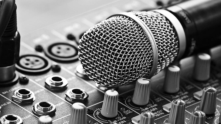 microphone noir et gris et console de mixage, monochrome, photographie, gros plan, microphone, consoles de mixage, technologie, musique, profondeur de champ, boutons, Fond d'écran HD